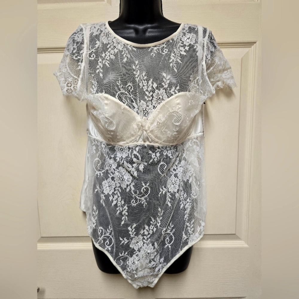 Oh La La Cheri Padded Eyelash Teddy In Whisper White NWT Size 2XL